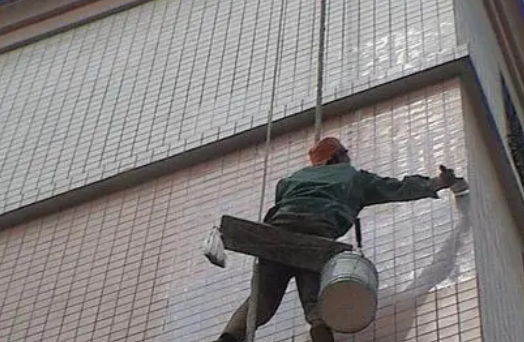 洛阳市卫生间漏水维修公司分享下洛阳市外墙防水的必要性。